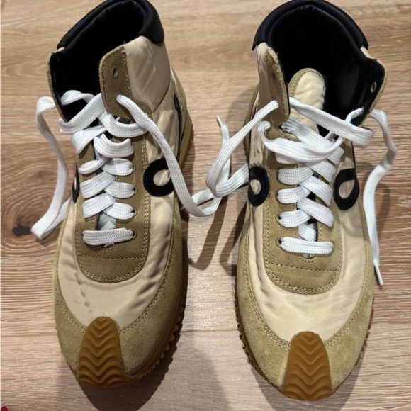 Loewe Shoes - LOEWE - Beige Textured Sole